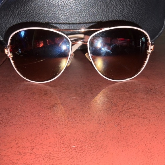 Rocawear Metallic Pink Aviator Sunglasses y2k streetwear Vintage trending - Picture 1 of 6